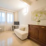 Academia Aparthotel Bergamo