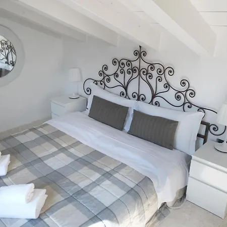 Apartahotel Academia