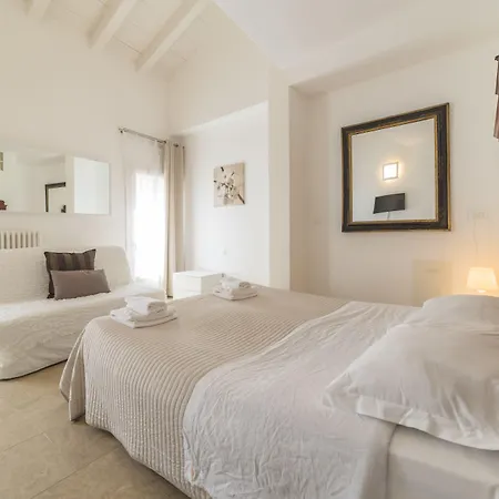 Academia Апарт-отель 3*