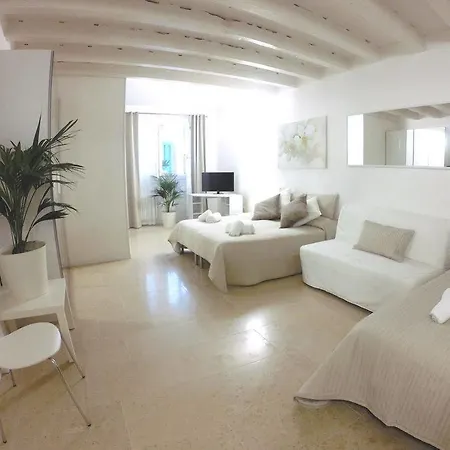 Academia Апарт-отель Бергамо